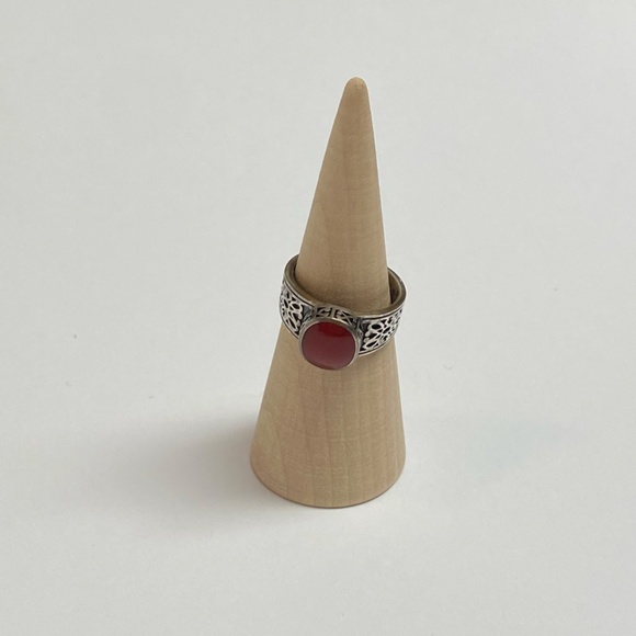 Silpada Sterling Silver Ring with red stone in center Size 8 - Picture 8 of 8